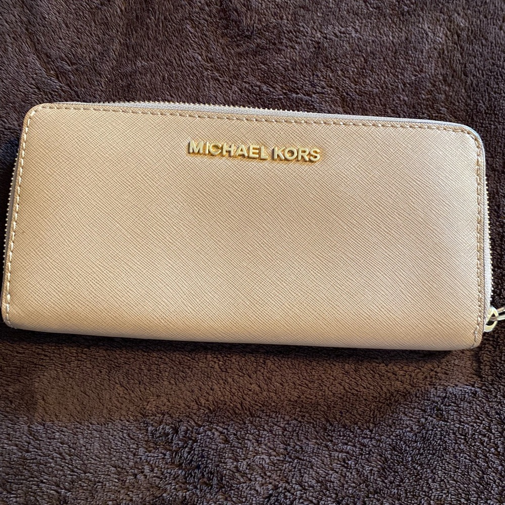 Michael Kors wallet